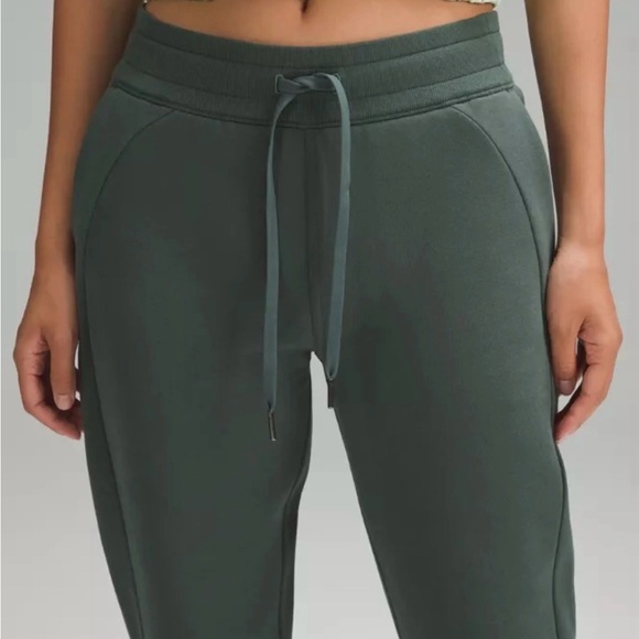 lululemon athletica Pants - Lululemon Womens Dark Green Scuba Joggers